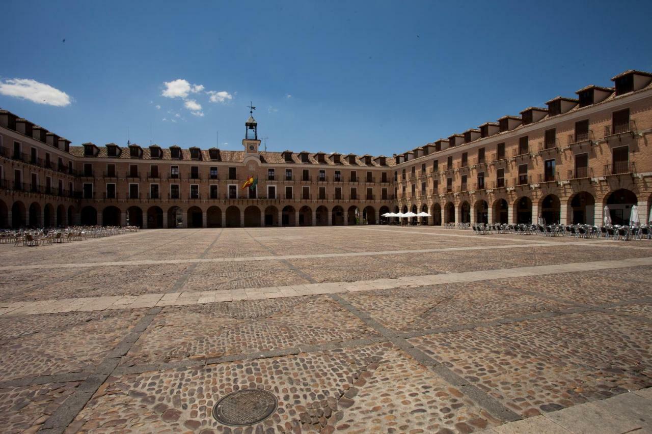 Hotel Plaza Mayor Ocaña Exteriér fotografie